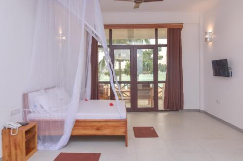 Mnarani Beach Cottages Zanzibar