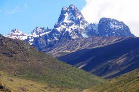 MT KENYA SIRIMON-SIRIMON ROUTE